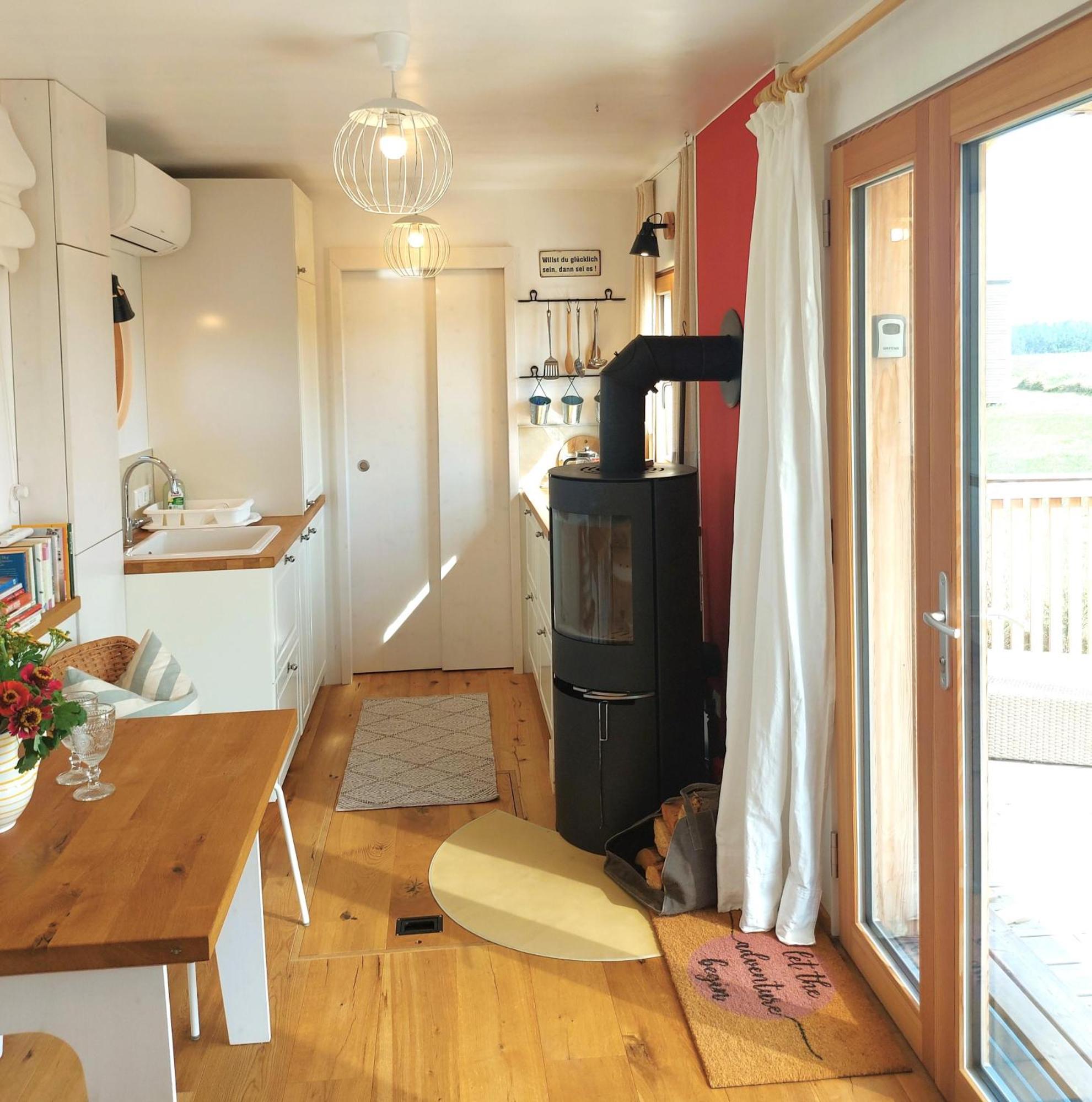 Tiny Haus "Mona Lisa" Und Tiny Haus "Mrs Green" - Boutique Lofts By Nina&Susanne Drosendorf Stadt エクステリア 写真